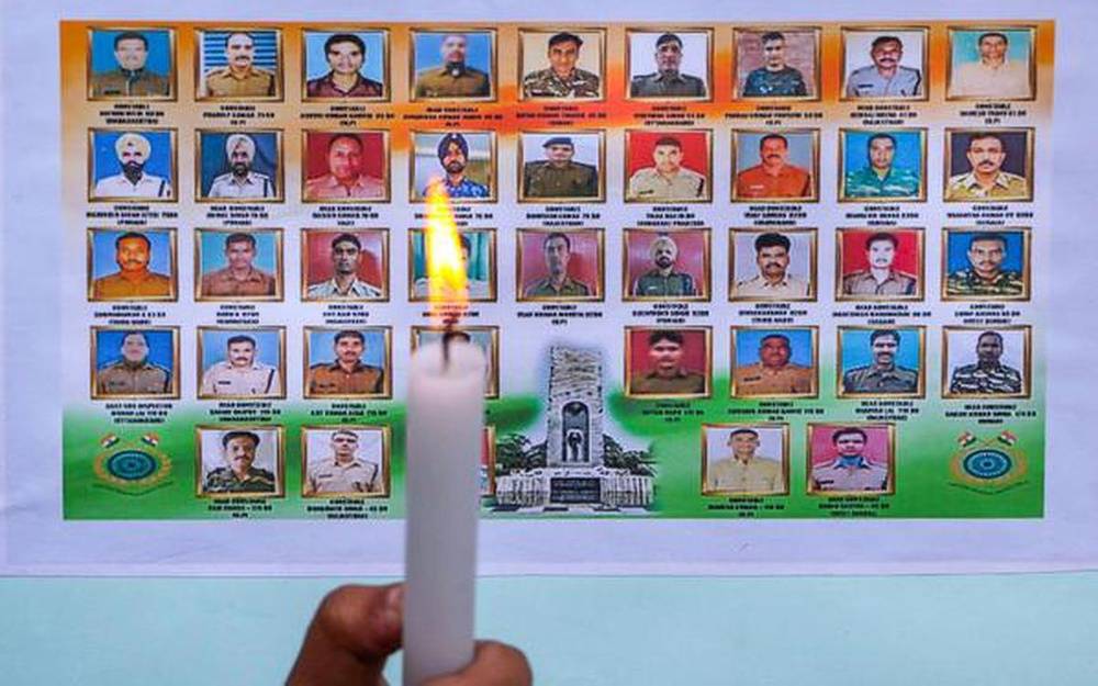 VP Radhakrishnan Pays Tribute to Pulwama Martyrs