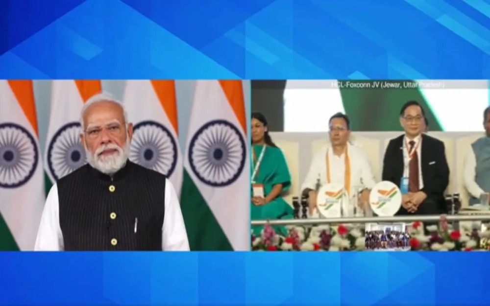 PM Modi Launches HCL-Foxconn Semiconductor Project in UP