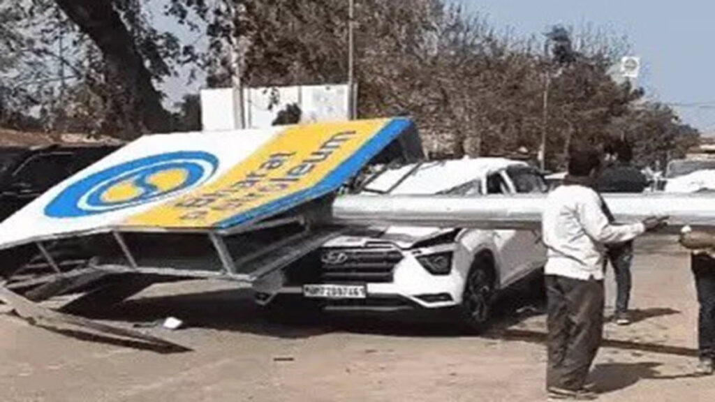 SP Leader Killed as High-Mast Pole Crushes Car in UP