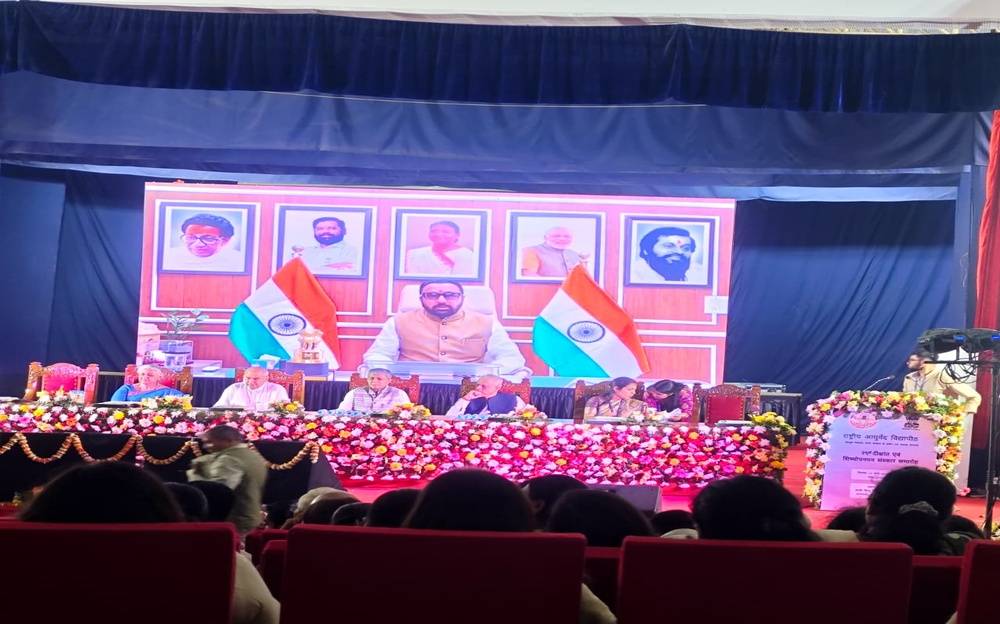 Ayurveda Must Go Global: Jadhav at RAV Convocation