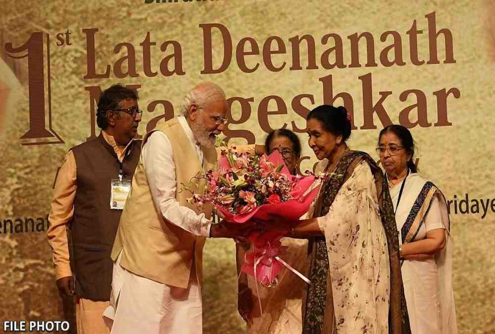 PM Modi Mourns Asha Bhosle’s Demise