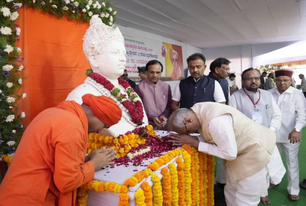 Vikas bhi, Virasat bhi: VP at Basavalinga Mahaswamiji’s 75th Celebrations