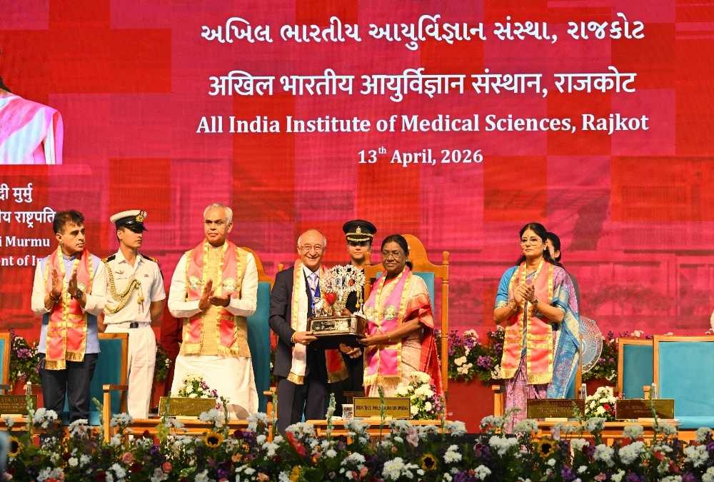 “Doctors Must Blend Technology with Empathy”: President Murmu