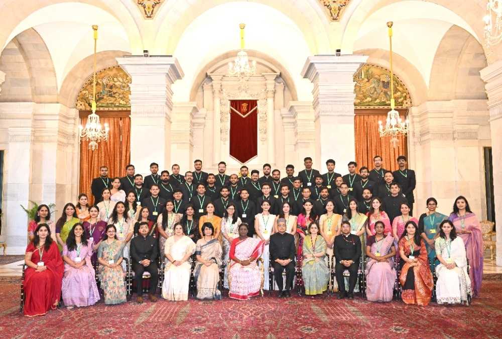 President Murmu Urges IAS Officers to Lead With Integrity
