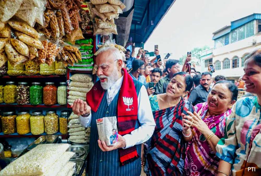 Jhalmuri Moment Becomes BJP’s Bengal Power Symbol