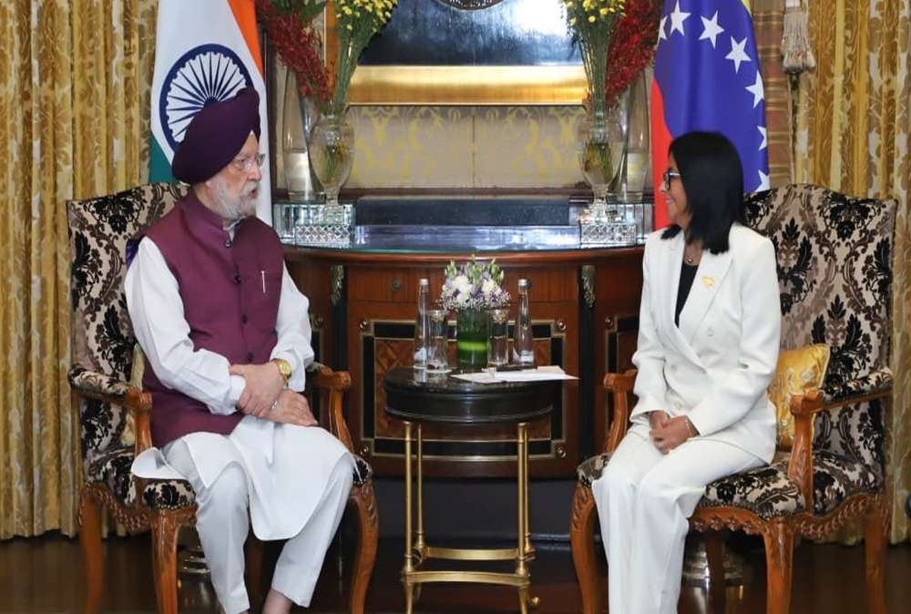 India, Venezuela Discuss Stronger Energy Partnership