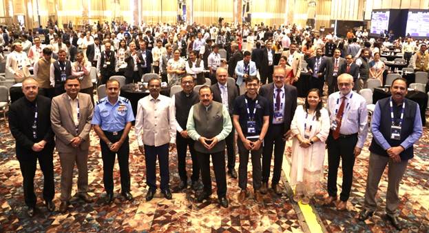 Dr Jitendra Urges Industry to Invest in India’s Space Sector