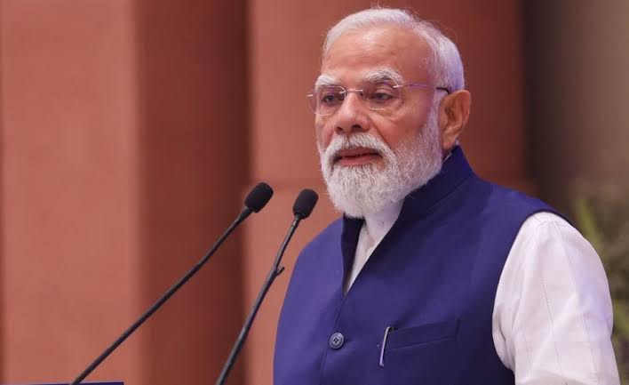 PM Modi Invites Global Investors to ‘Design & Develop in India’