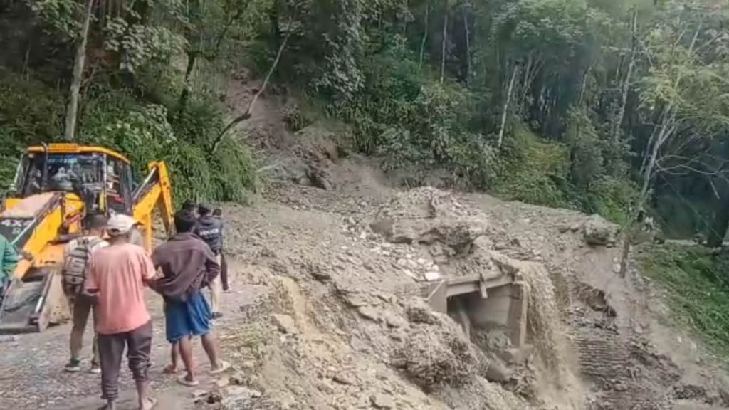 Landslides Cut Off Geyzing After Heavy Rain