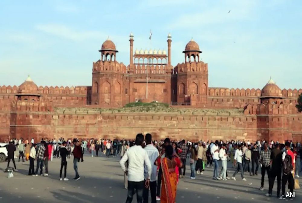 Red Fort Bomb Threat Declared Hoax