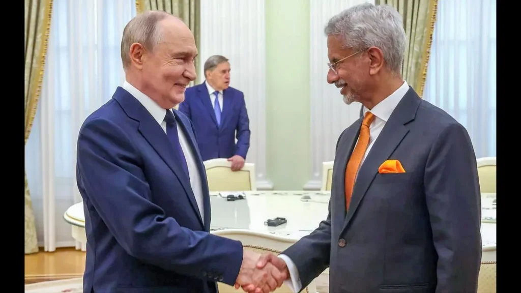 Putin Meets Jaishankar, Pledges More Fertilizer Supplies to India