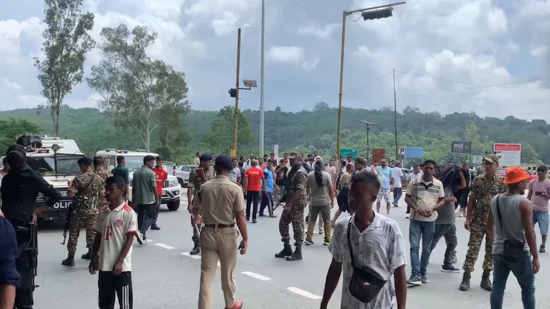 Assam-Meghalaya Border Blockade Eases at Jorabat