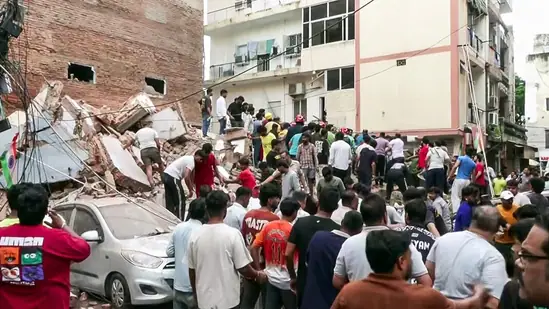 Delhi Building Collapses in Satya Niketan