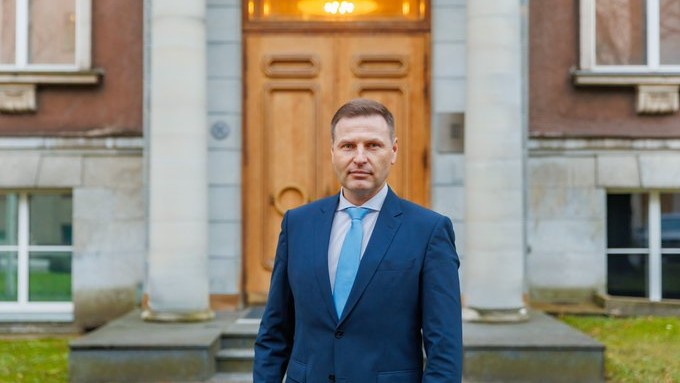 Estonia Defence Minister Resigns Over €70M Ukraine Deal